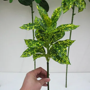Фалшиви Пластмасови Зелени Растения Декор На Клони Цвете Моделиране Растения Изкуствен Бънян Капок Листа Букет Декорация На Стената Се Оставя